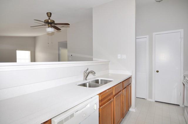 Building Photo - 2018 Cottage Oak Ln