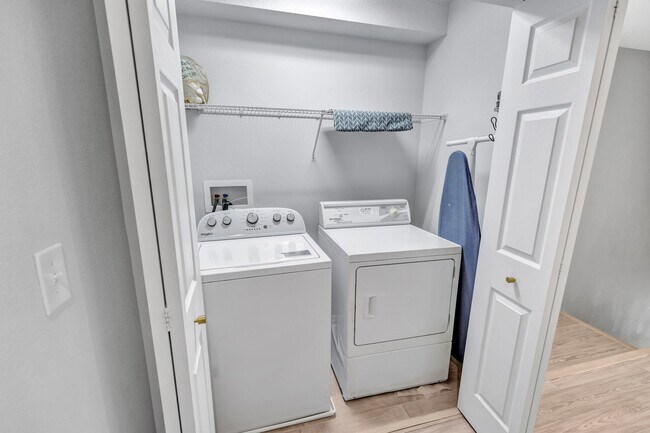 Building Photo - Partially furnished 3-bedroom, 2.5-bath home