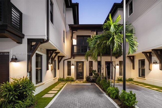 Building Photo - 7498 SW 100th St