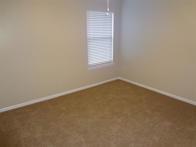 Building Photo - 11795 Langham Crescent Ct