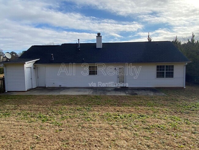 Building Photo - 6153 Lauren Ln