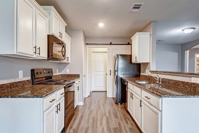 Building Photo - 22522 Threefold Ridge Dr