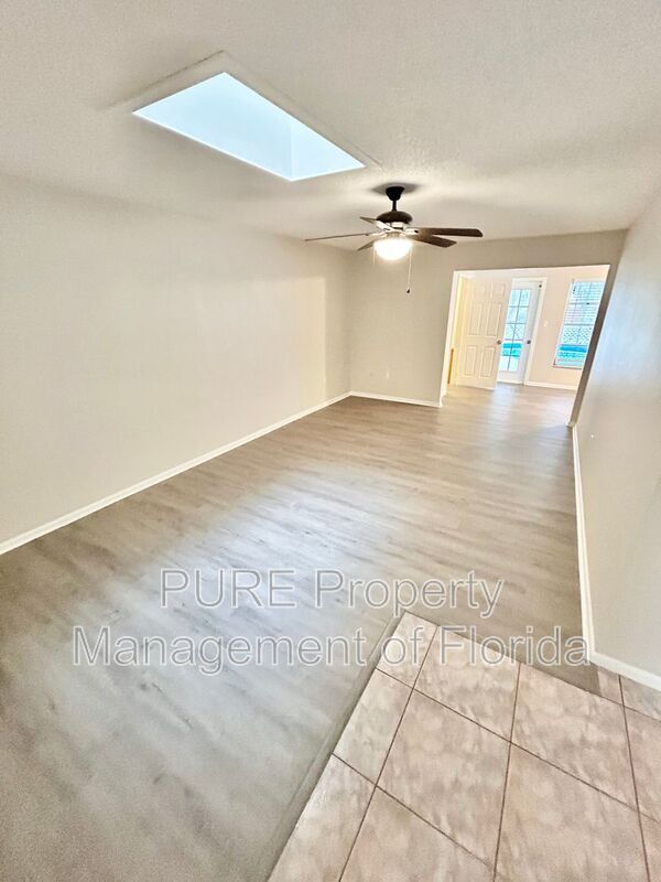 Building Photo - 3135 SW 97th St