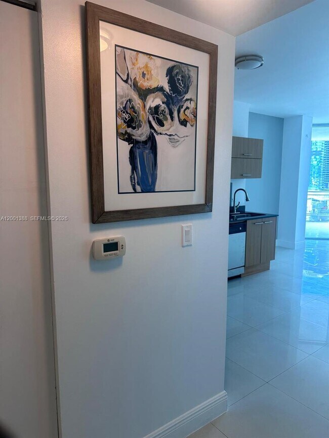 Building Photo - 350 S Miami Ave