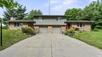 Building Photo - 2105 S 150 W