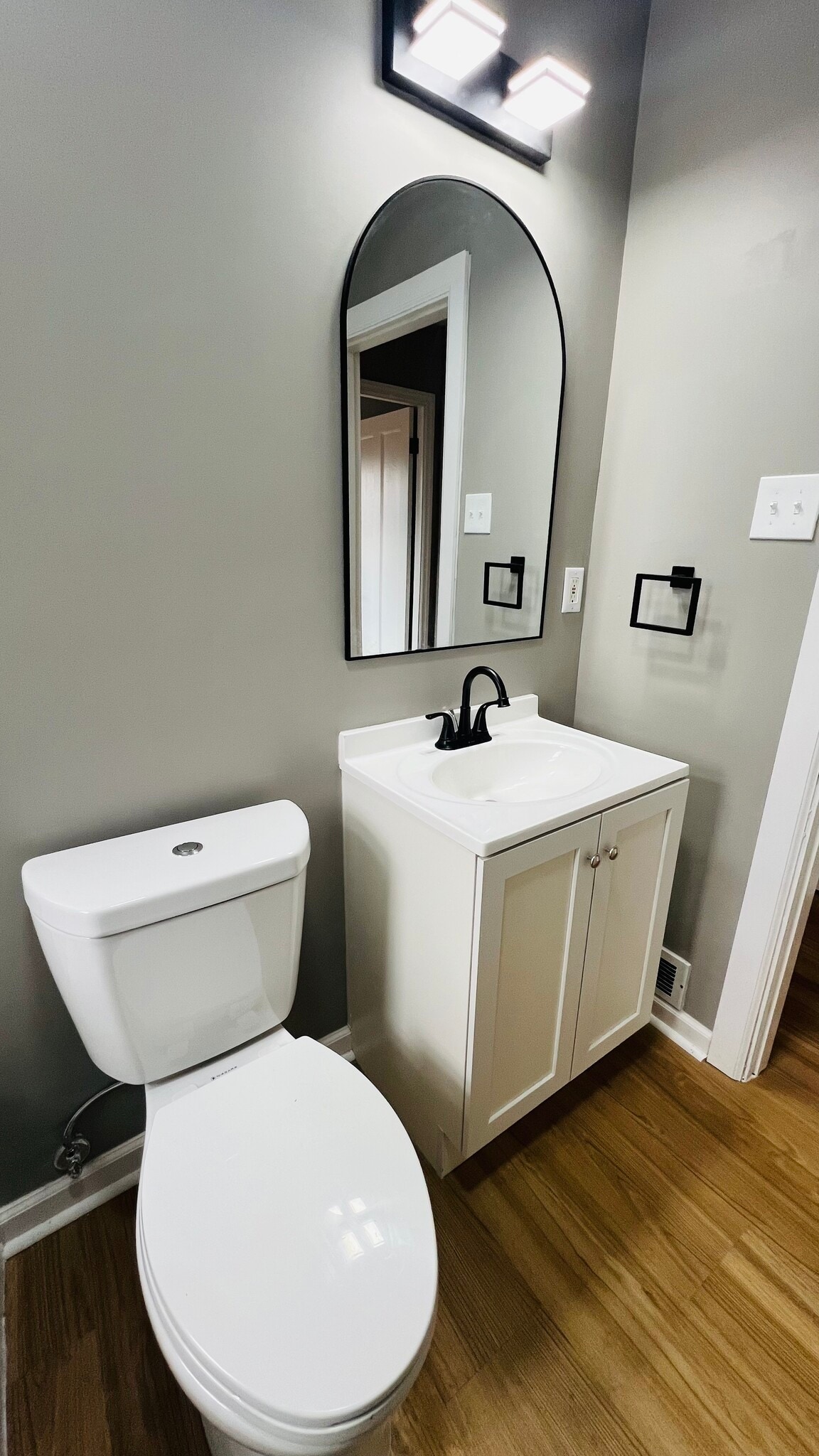 Building Photo - 3938 Hazel Ave