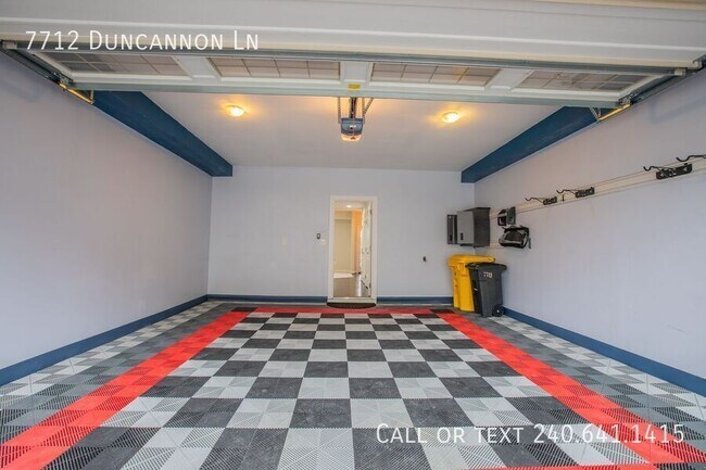 Building Photo - 7712 Duncannon Ln