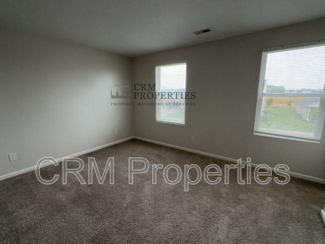Building Photo - 211 Barr Ct