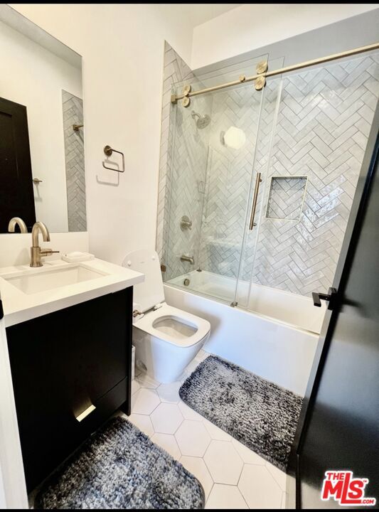 Building Photo - 11326 Victory Blvd