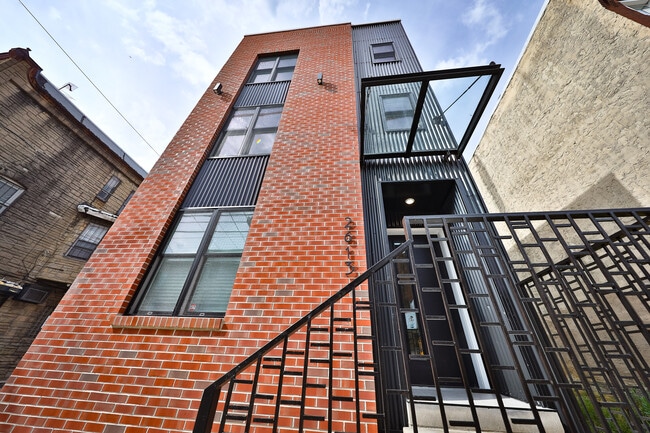 Primary Photo - 2613 Cecil B. Moore Ave