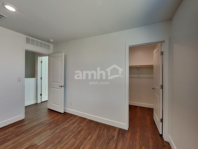 Building Photo - 6156 W Paseo Hilario
