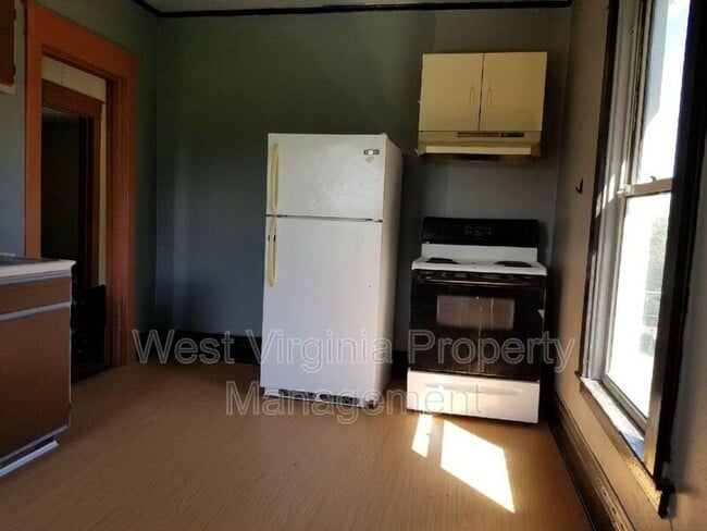 Building Photo - 345 Prosperity Rd