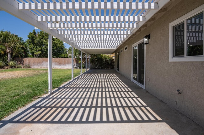 Building Photo - 68270 Hermosillo Rd