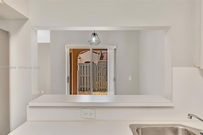 Building Photo - 1439 Springside Dr