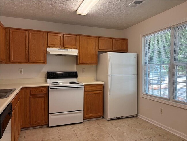 Building Photo - 4601 Logan Way