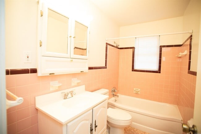 Building Photo - 316 Keightley Dr