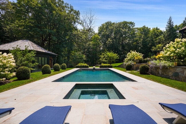 Building Photo - 59 Cat Rock Rd