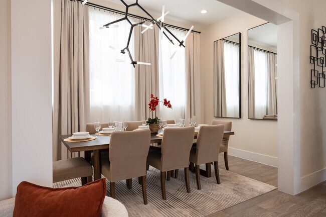 Building Photo - 913 Thompson St