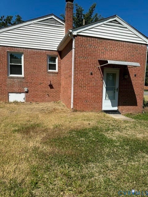 Building Photo - 3311 Lanceor Dr