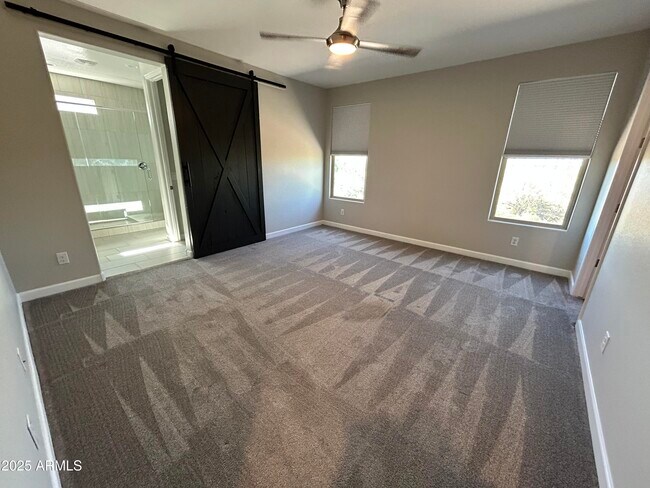 Building Photo - 18512 N 65th Pl