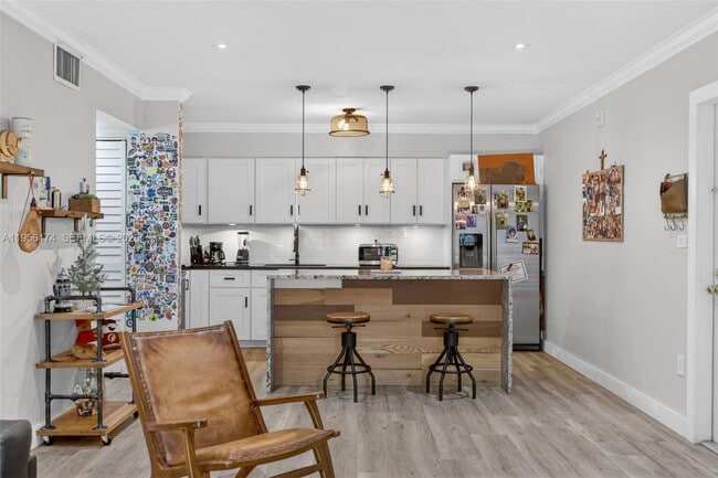 Building Photo - 7929 SW 104th St