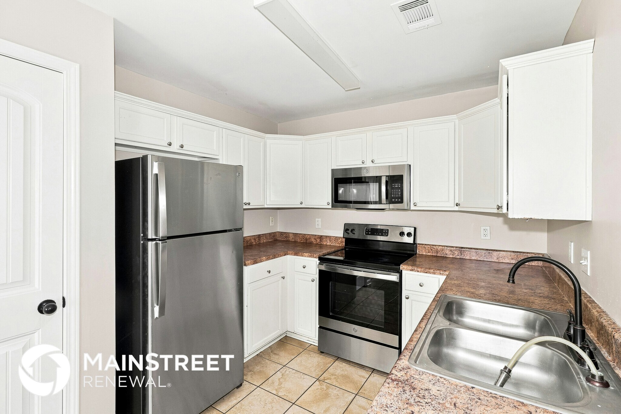 Building Photo - 10202 Sterling Ridge Dr