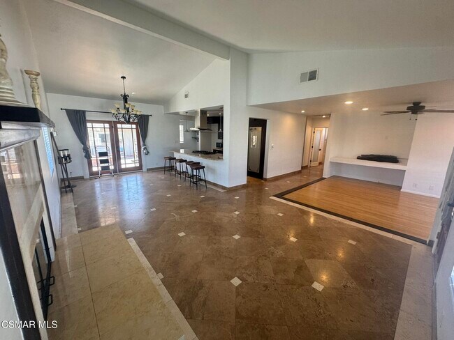 Building Photo - 7358 Jumilla Ave