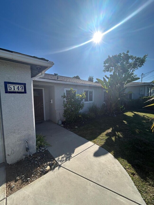Building Photo - Beautiful Remodeled 3 Bedroom 2 Bath Home,  Walking Distance of SDSU, Available Now $4,295