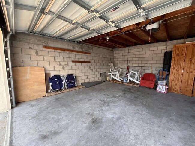 Building Photo - 3060 N Atlantic Ave