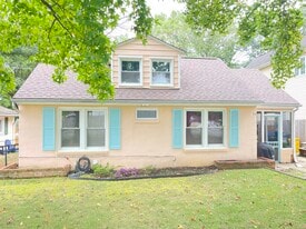 Building Photo - 43 Silopanna Rd