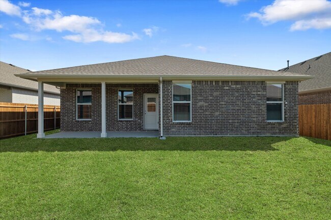 Building Photo - 1704 Woodpecker St