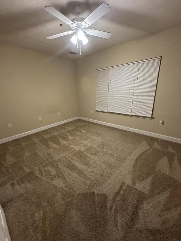 Building Photo - 120 Fountain Pointe Ln