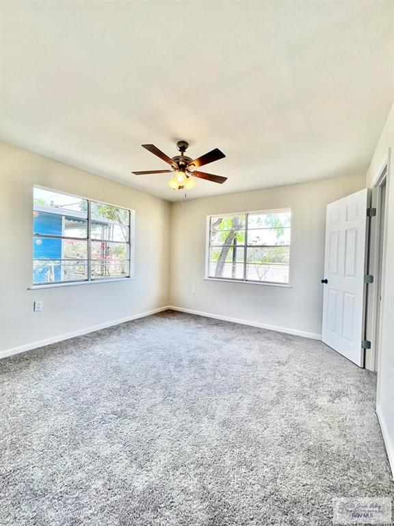 Building Photo - 10 E St