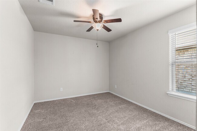 Building Photo - 5214 Perkins Rdg Wy
