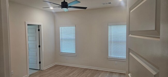 Building Photo - Great Home in Springdale
