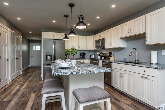 Building Photo - 103 Sand Piper