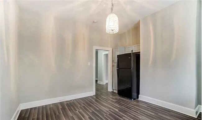 Building Photo - Welcome to this charming 3-bedroom, 2-bathroom home located in the vibrant city of Concord, NC.