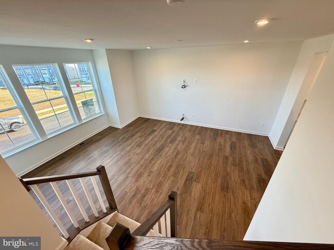 Building Photo - 79 Abigail St