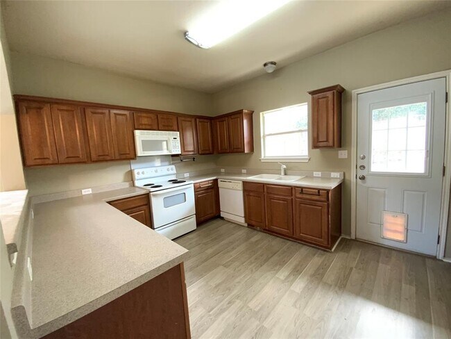 Building Photo - 9208 Brents Elm Dr