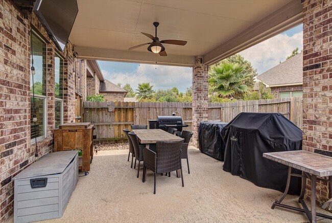 Building Photo - 27410 Starlit Ranch Drive