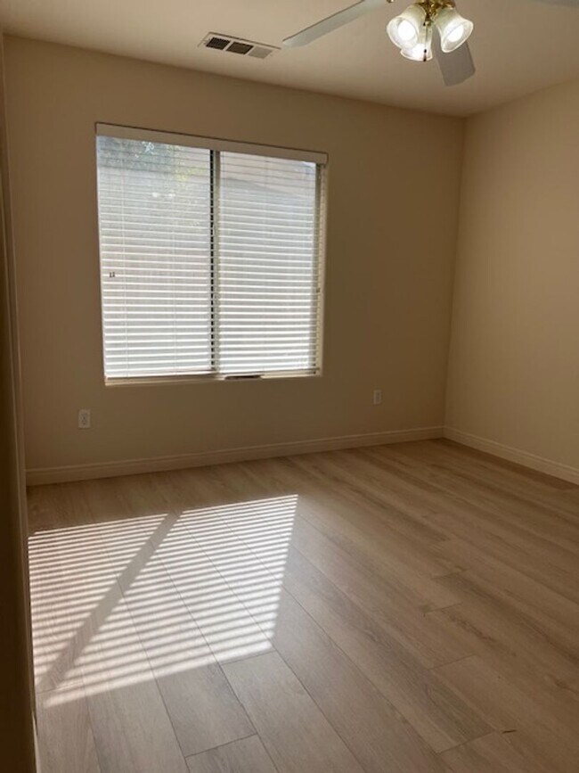 Building Photo - 12105 Flat Iron Ct