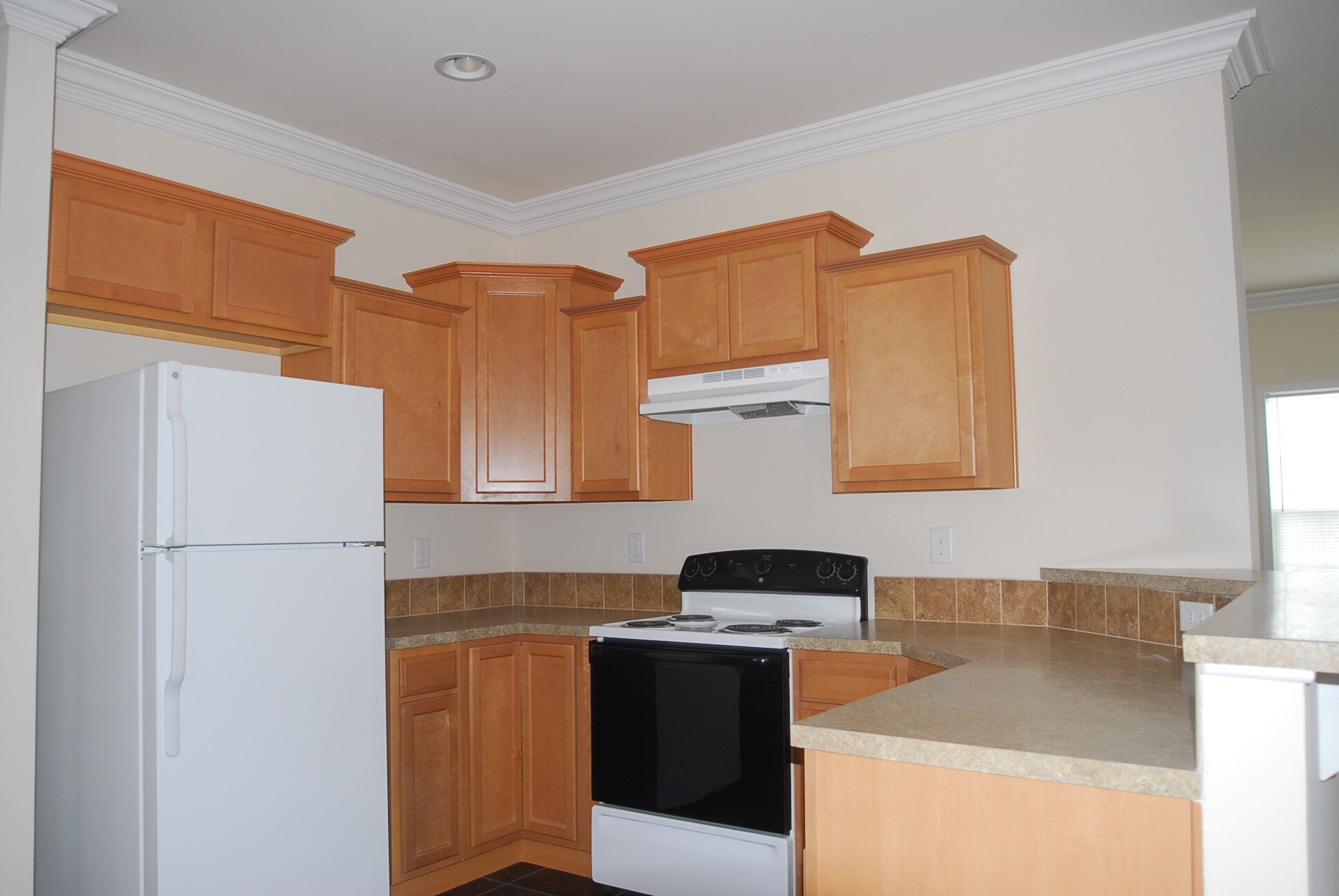 Building Photo - 15340 6th St