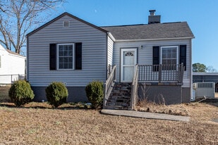 Building Photo - 2605 Orton Dr