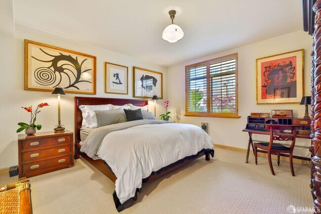 Building Photo - 1150 Sacramento St