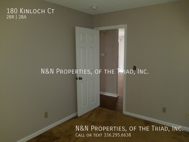 Building Photo - 180 Kinloch Ct