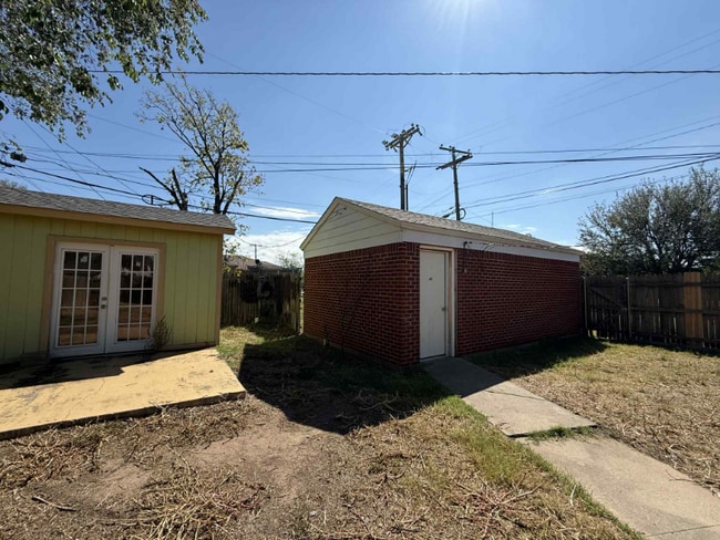 Building Photo - 3621 Cline Rd