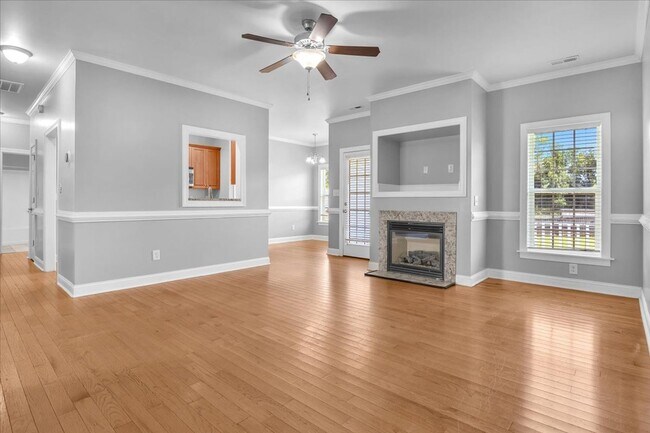 Building Photo - 164 Backfield Pl