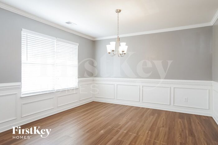 Building Photo - 1400 Glenwater Dr
