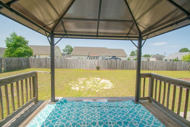 Building Photo - Coming Soon! 3 Bedroom 2.5 Bathroom- Large Fenced Yard Pets Okay!