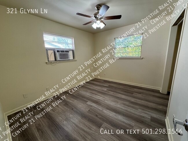 Building Photo - 321 Glynn Ln